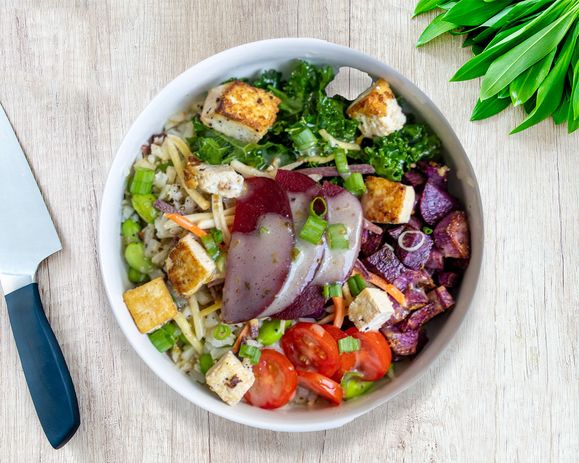 What Food is Healthy to Eat for Women's Nutrition?