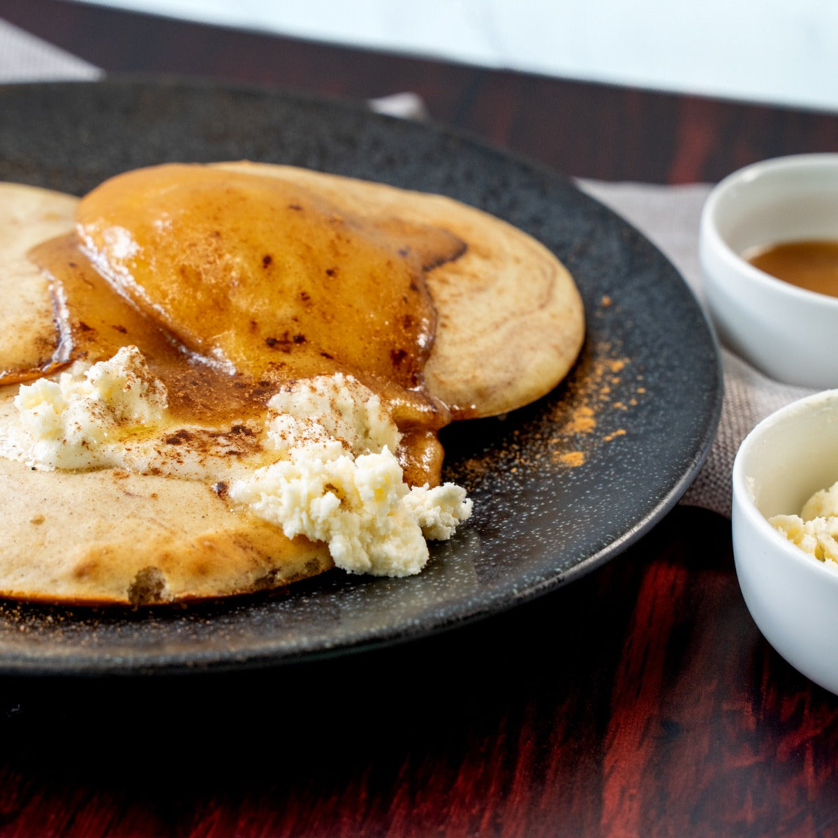 Cinnamon Bun Protein Pancakes